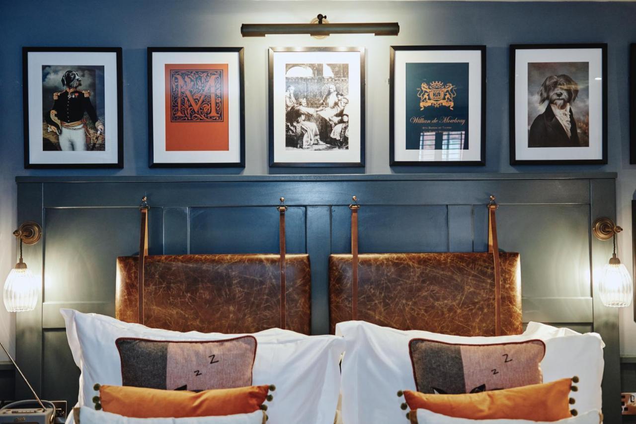 Kings Arms - Egham-Windsor Hotell Exteriör bild